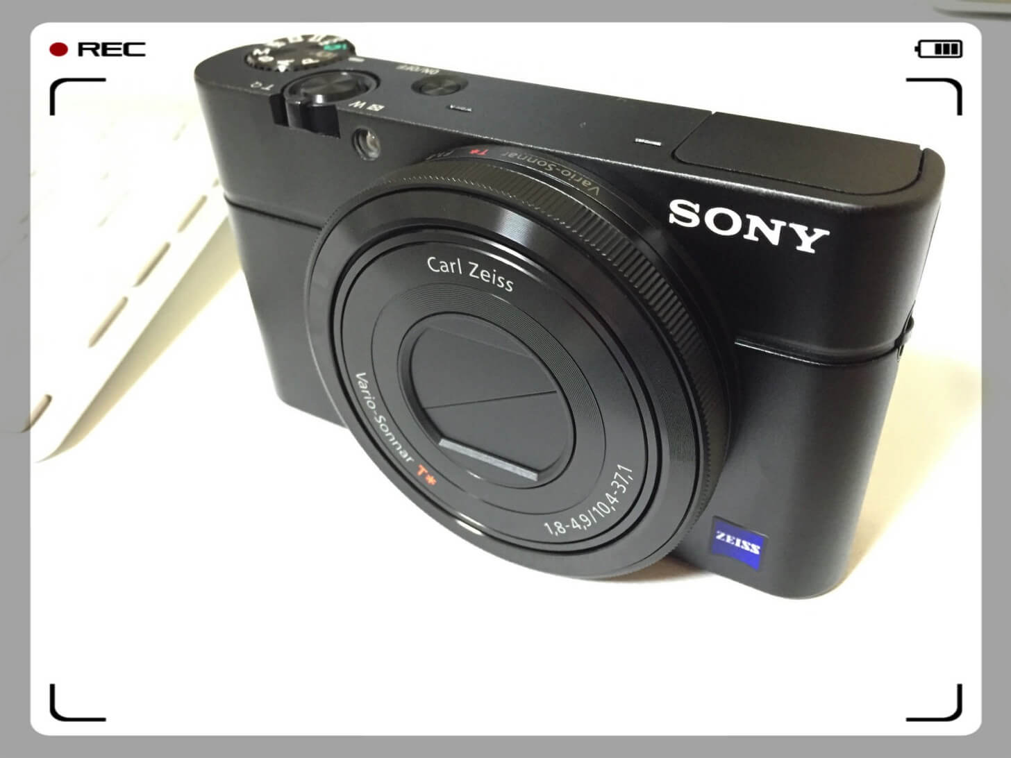 sony-rx100-vs-iphone